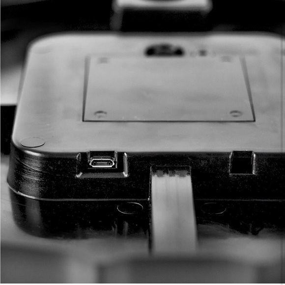 Big Daddy's Garage Open 24/7 Vintage Inspired LED Neon Sign Retro Wall Decor - Picture 5 of 7